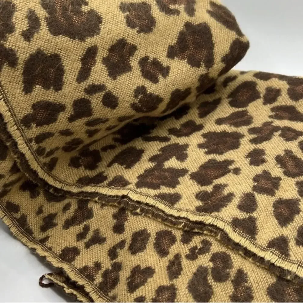 Steve Madden tan approximately tags